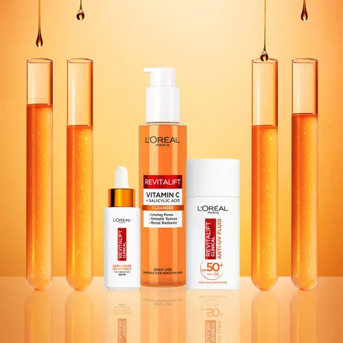 L'ORÉAL PARIS Revitalift Clinical C-vitaminos habzó arctisztító (150ml)