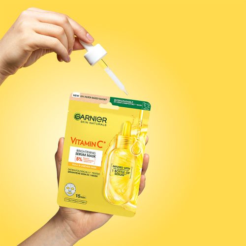 GARNIER SKIN NATURALS Ragyogást adó fátyolmaszk C-vitaminnal (28g)