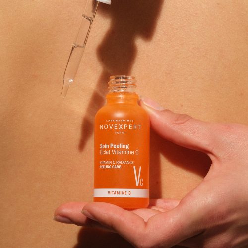 NOVEXPERT Vitamin C ragyogást fokozó hámlasztó szérum (30ml)