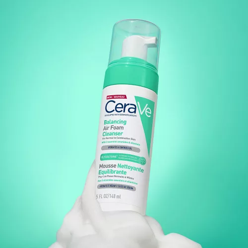 CERAVE Kiegyensúlyozó könnyű habtisztító (148ml)